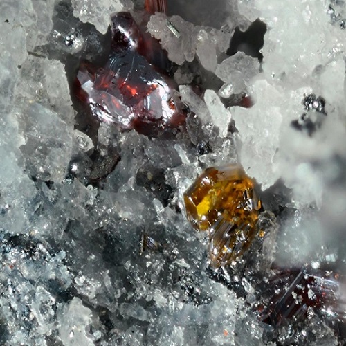 xanthoconite